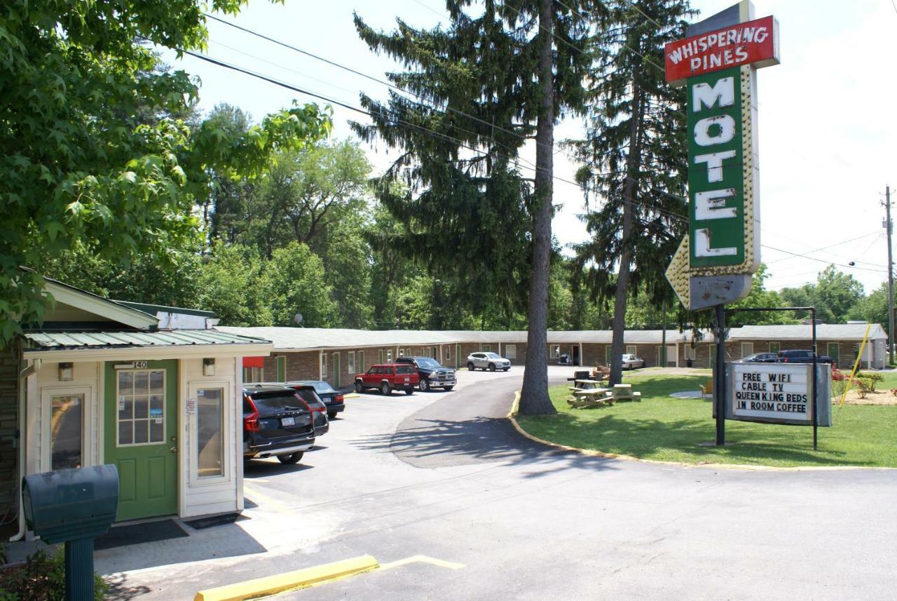 Whispering Pines Motel - אשוויל מראה חיצוני תמונה